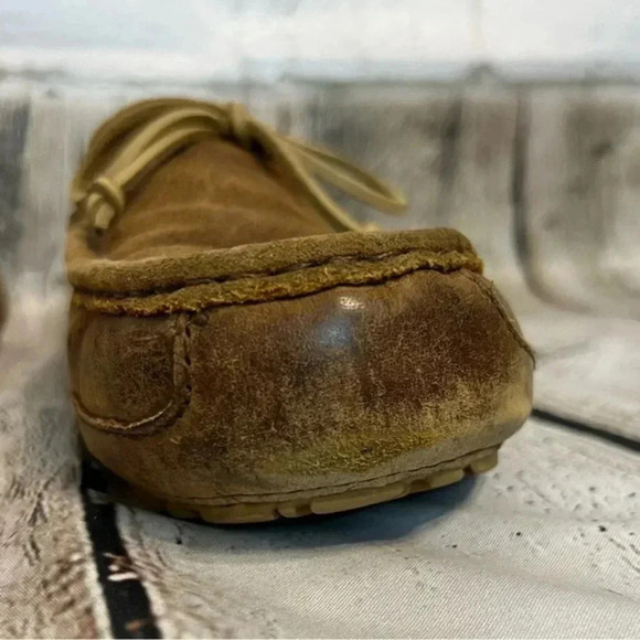 UGG - moccasins men’s in great condition!! Size 10 - Picture 9 of 13